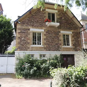  Bed and breakfast D'hote Le Jardin De L'esplanade Centre Et Gare